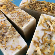 Load image into Gallery viewer, Savons pour le corps et visage par Nous le Savon