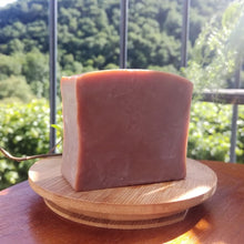 Load image into Gallery viewer, Savons pour le corps et visage par Nous le Savon