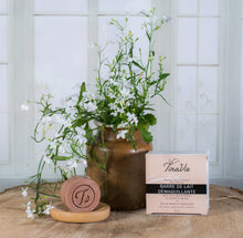 Charger l'image dans la galerie, Lait démaquillant en barre pour tout type peau et tendance sèche 50 g