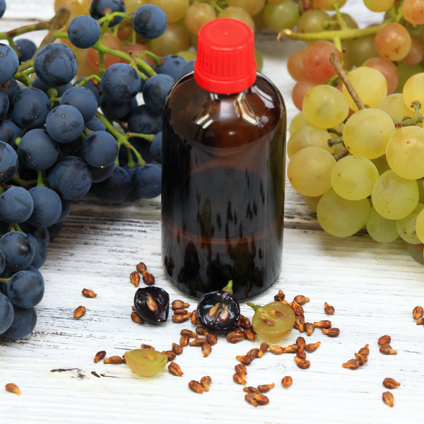 Grape seed oil (vitis vinifera seed oil)